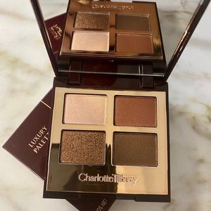 🎉 Charlotte Tilbury Dolce Vita Palette